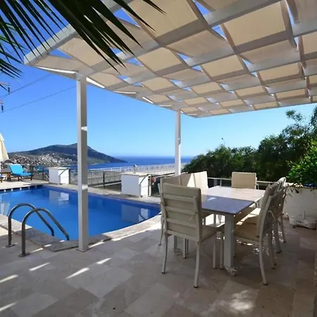 Villa The Ultimate In An Ideal Location, 1049